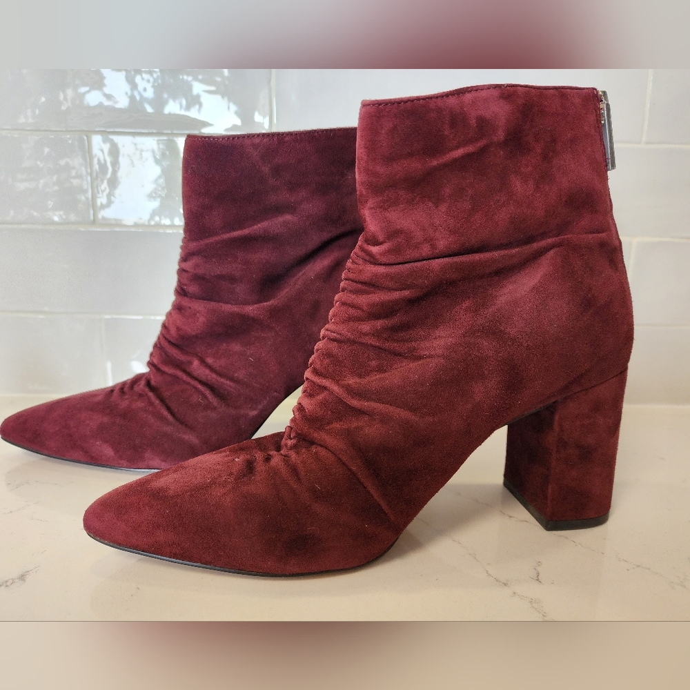 1 State Suede Boots Burgundy  sz9.5